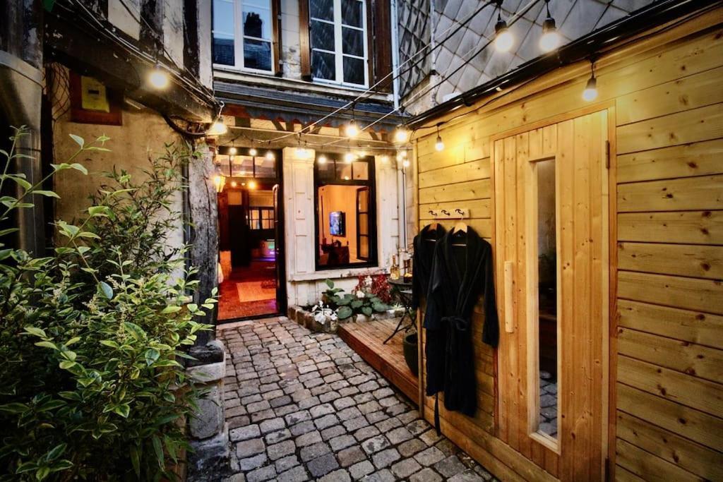 Le Spa Gustave - Sauna, Jacuzzi & Terrasse A Ruan Exterior foto