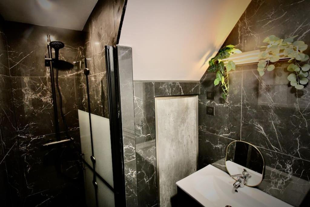 Le Spa Gustave - Sauna, Jacuzzi & Terrasse A Ruan Exterior foto